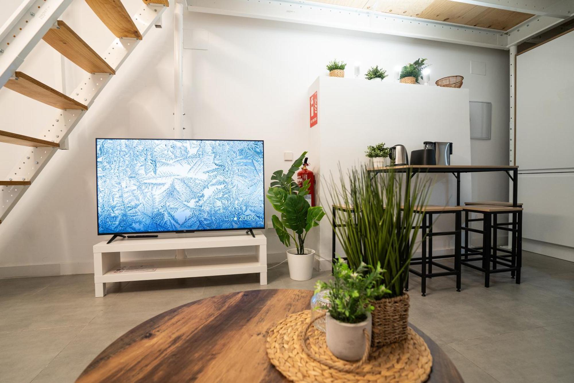 Loft A 10 Min Del Centro Historico De Madrid A Apartment Luaran gambar