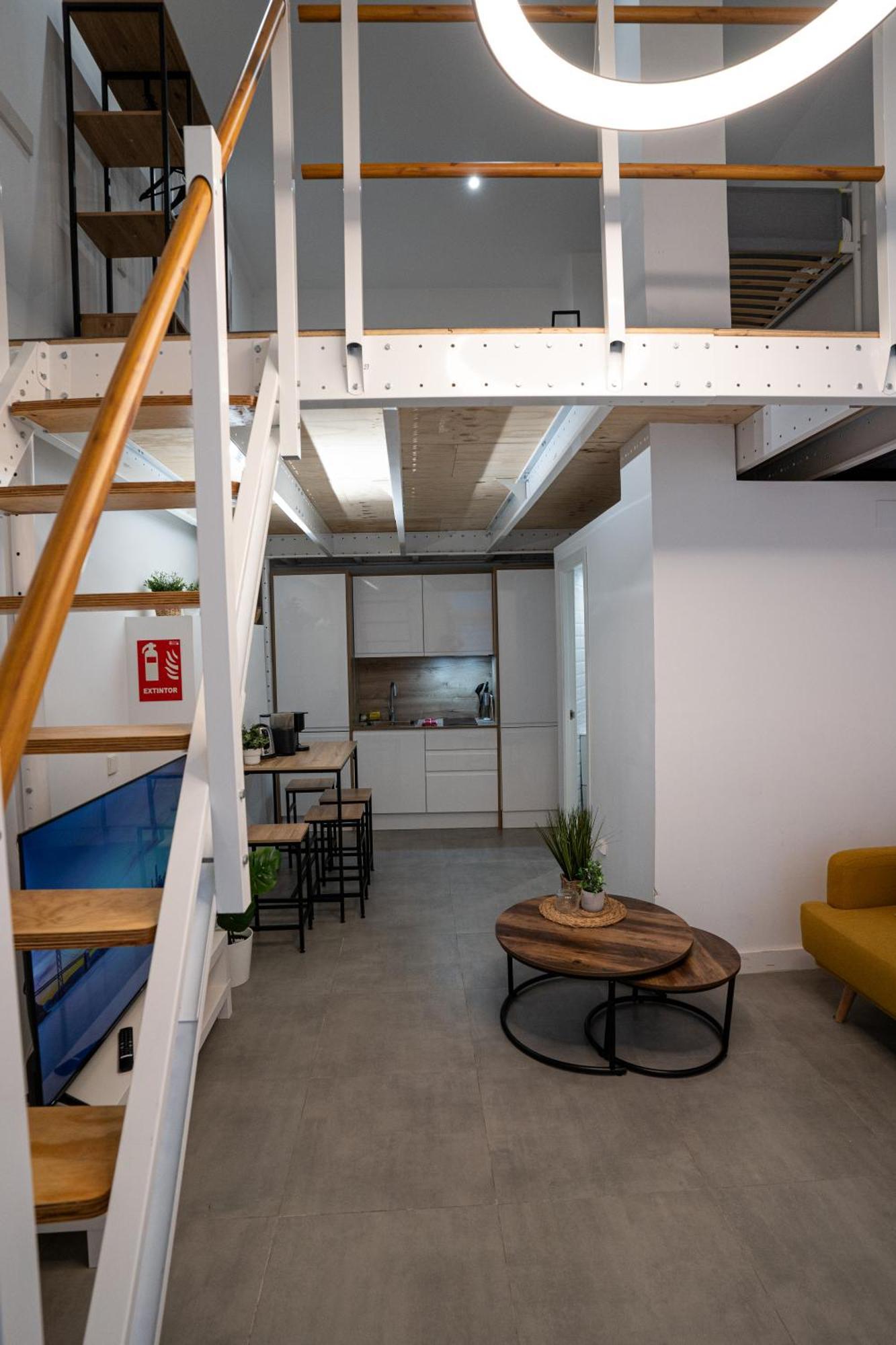 Loft A 10 Min Del Centro Historico De Madrid A Apartment Luaran gambar